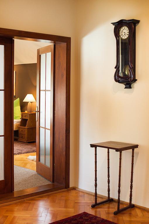 Villa Townhouse 36 Сибиу Стая снимка