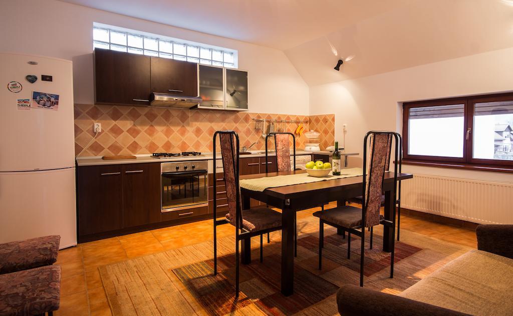Villa Townhouse 36 Сибиу Екстериор снимка